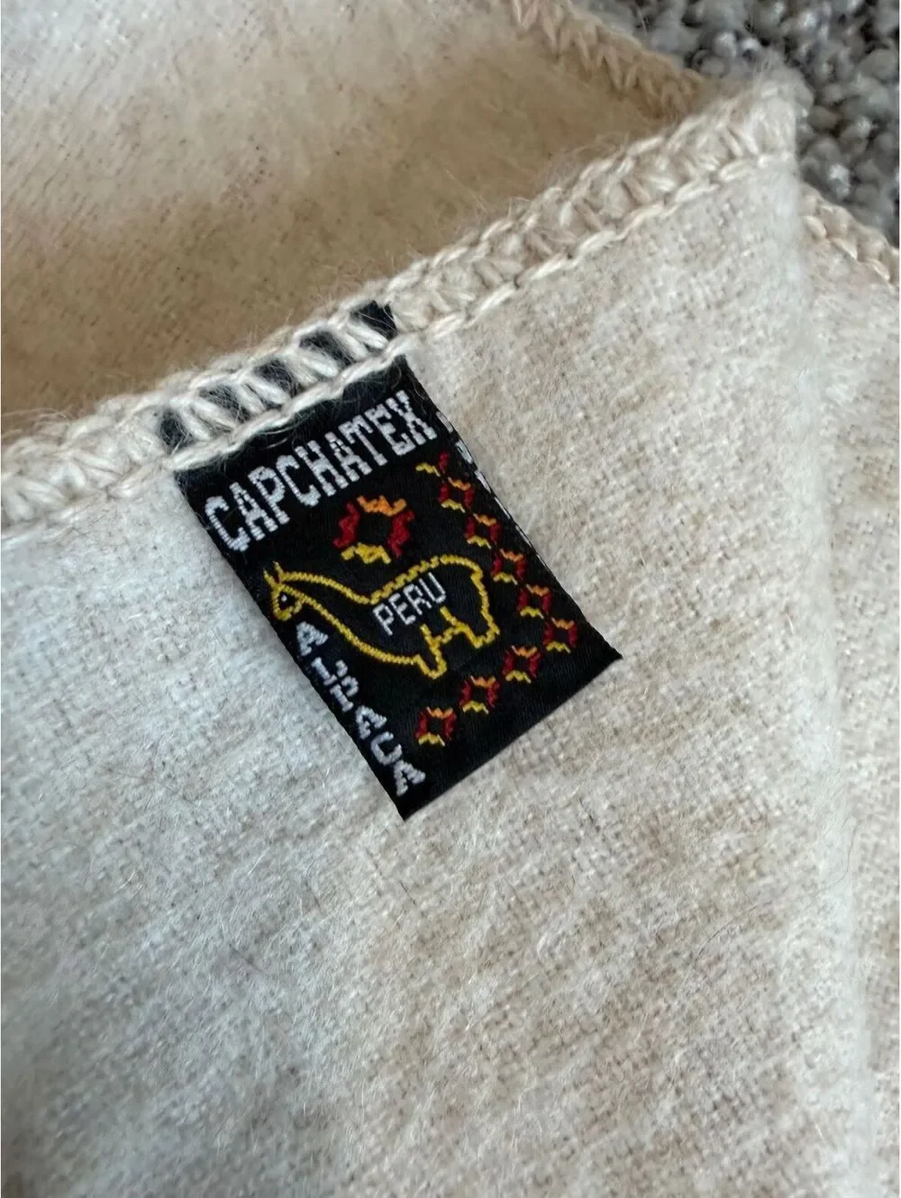Capchatex Cream Alpaca Fringe Scarf Made in Peru
